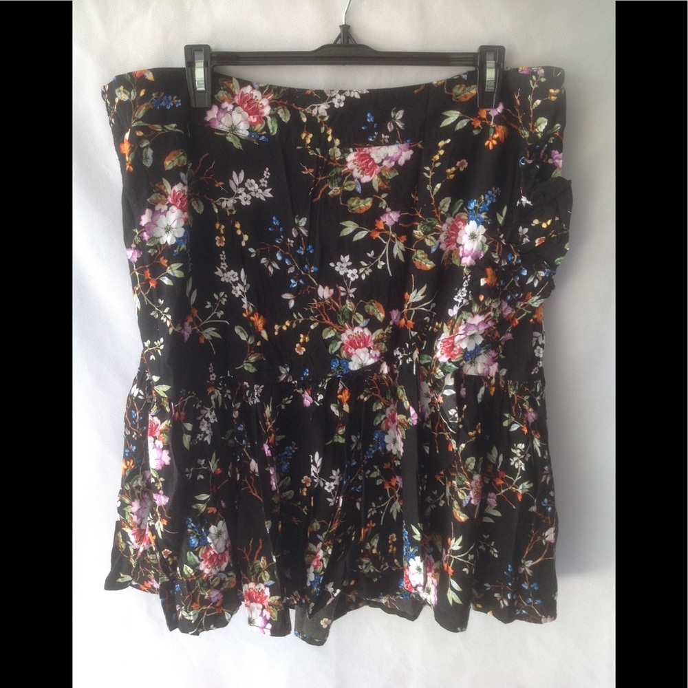 A New Day Pencil Skirt - Black w/Flowers - 1X